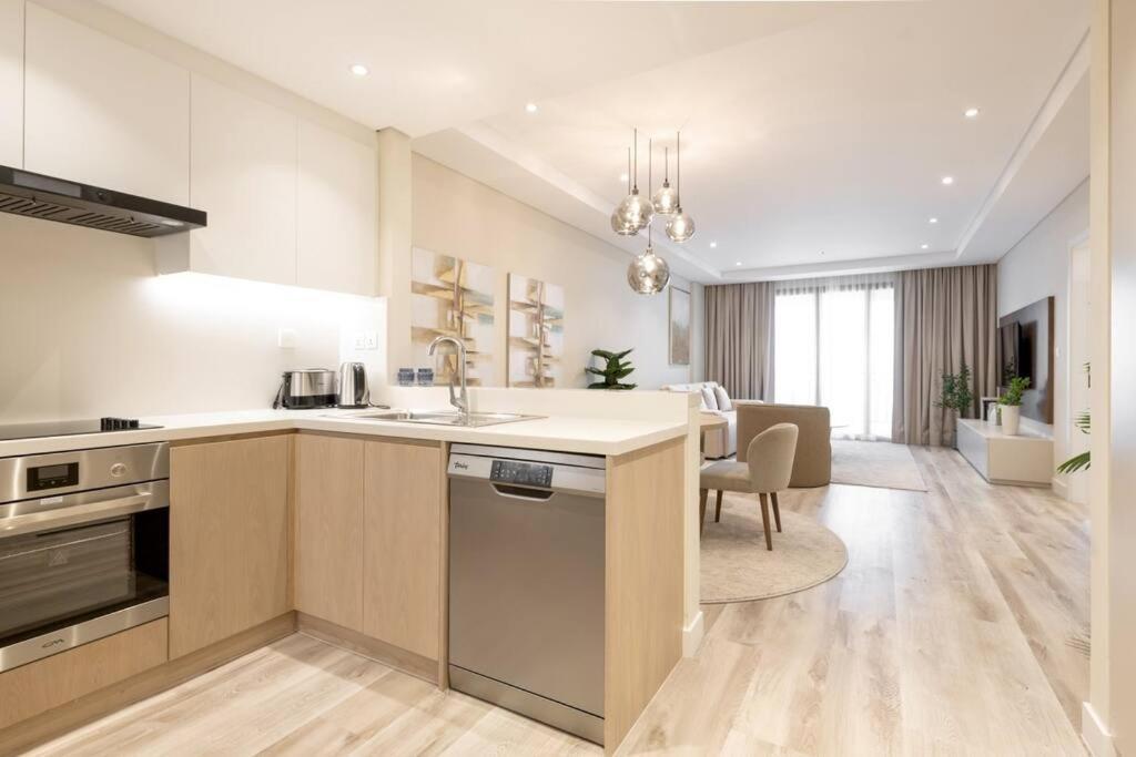 Upgraded Gorgeous 1br At 5 Star * دبي